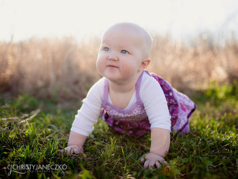 bloomer wi baby photographer spring