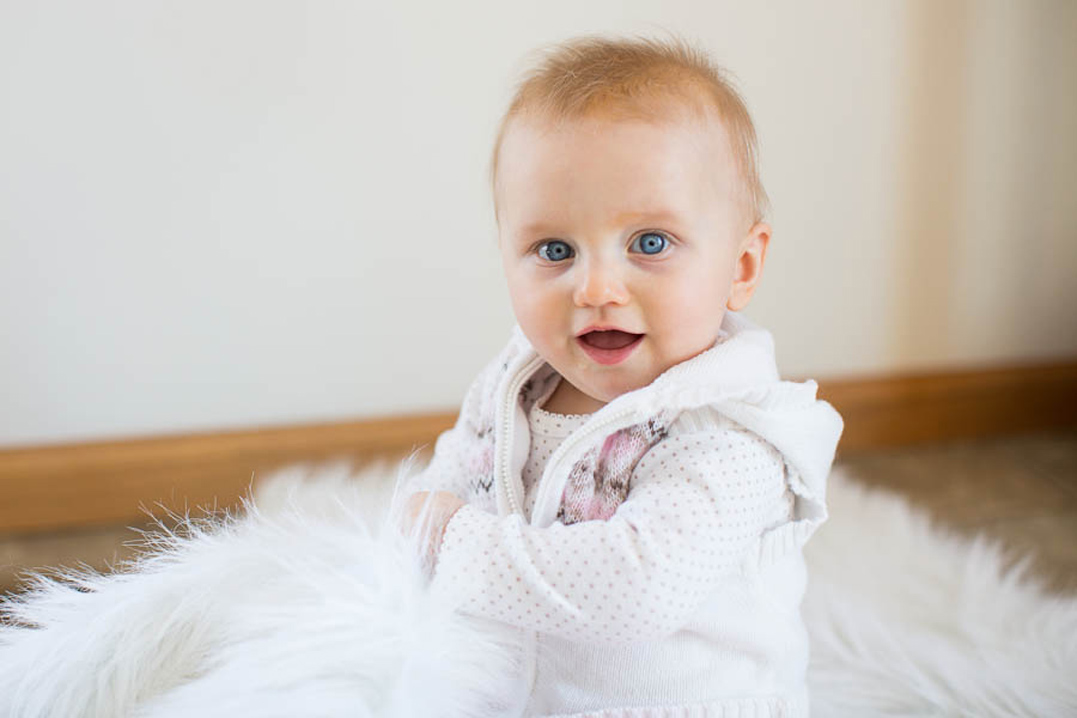 baby photographer bloomer new auburn chetek 6 months old