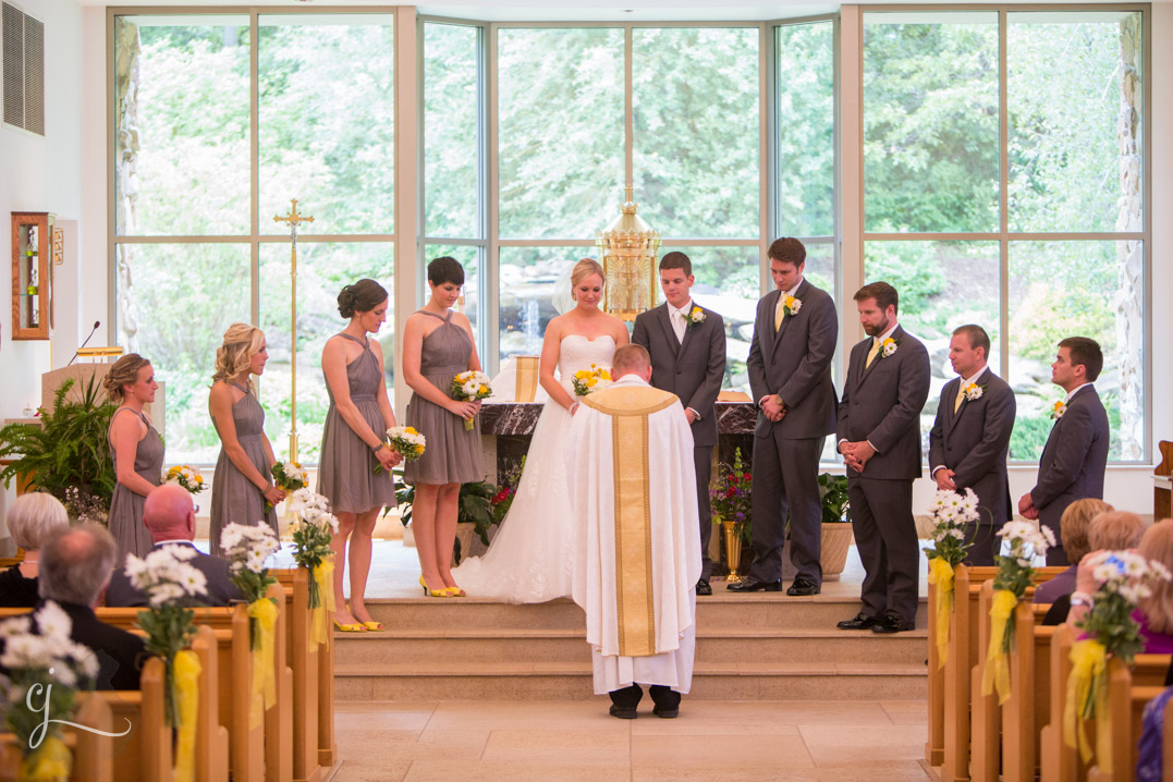 st raymond of penafort catholic church bracket wi wedding bride and groom