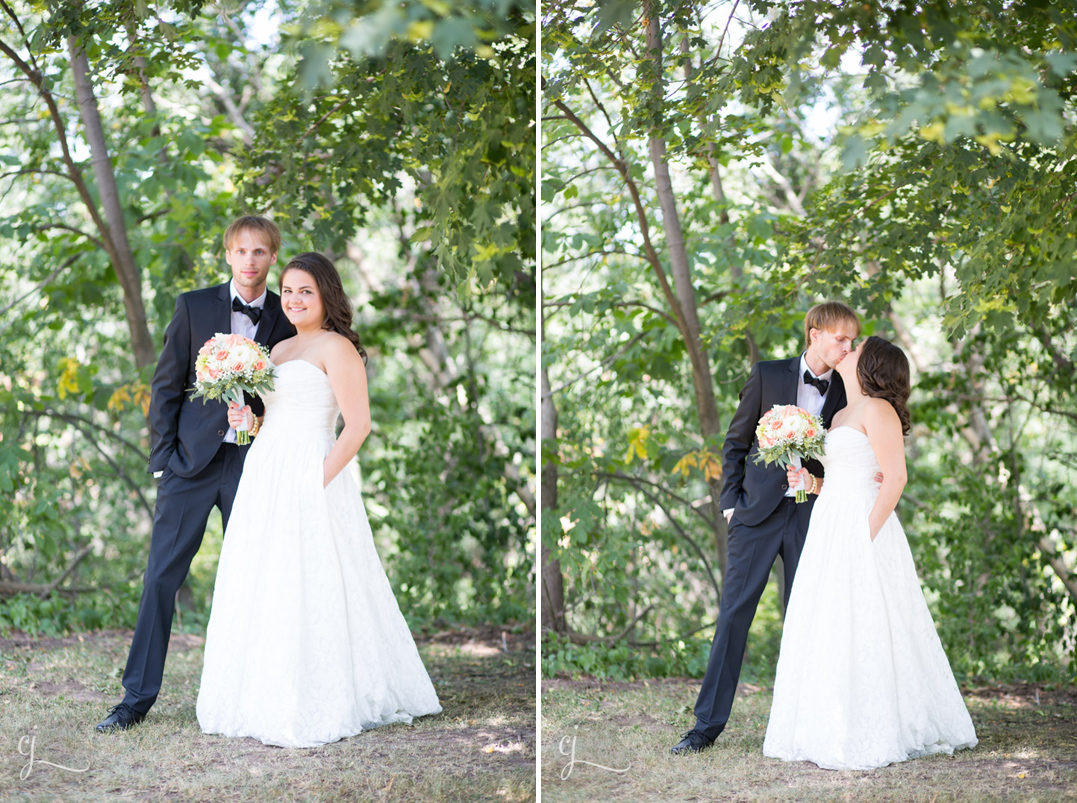eau claire wi wedding mt simon park bride and groom first look