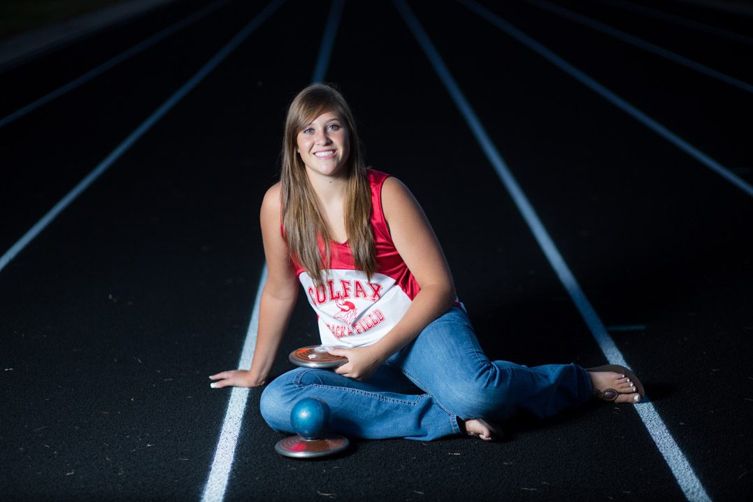 colfax wi high school senior pictures shot and disc track team girls