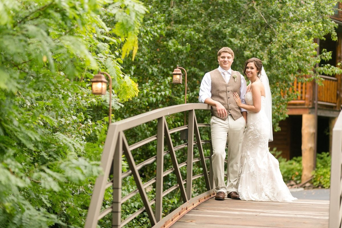 whites wildwood retreat wedding in chippewa falls