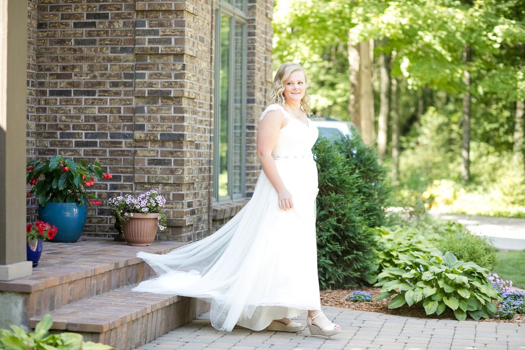 First Look, What is it and is it for Us? Eau Claire WI Wedding