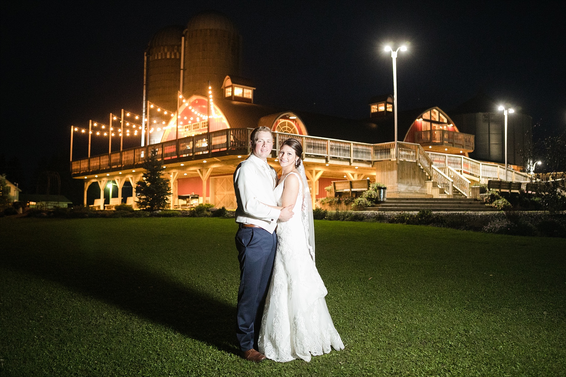 bride and groom portraits outside at the barn on stoney hill