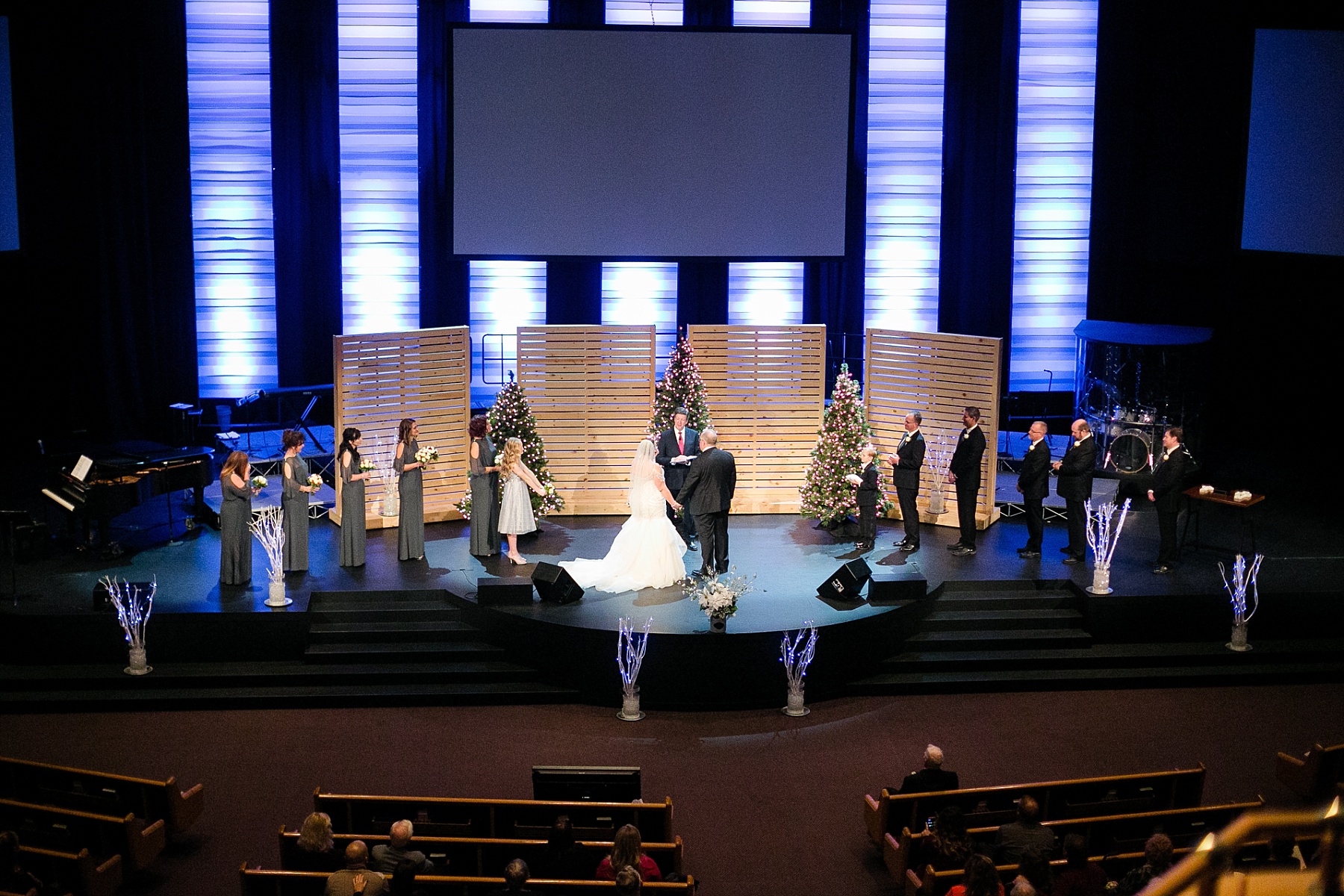 oak creek assembly of god wedding